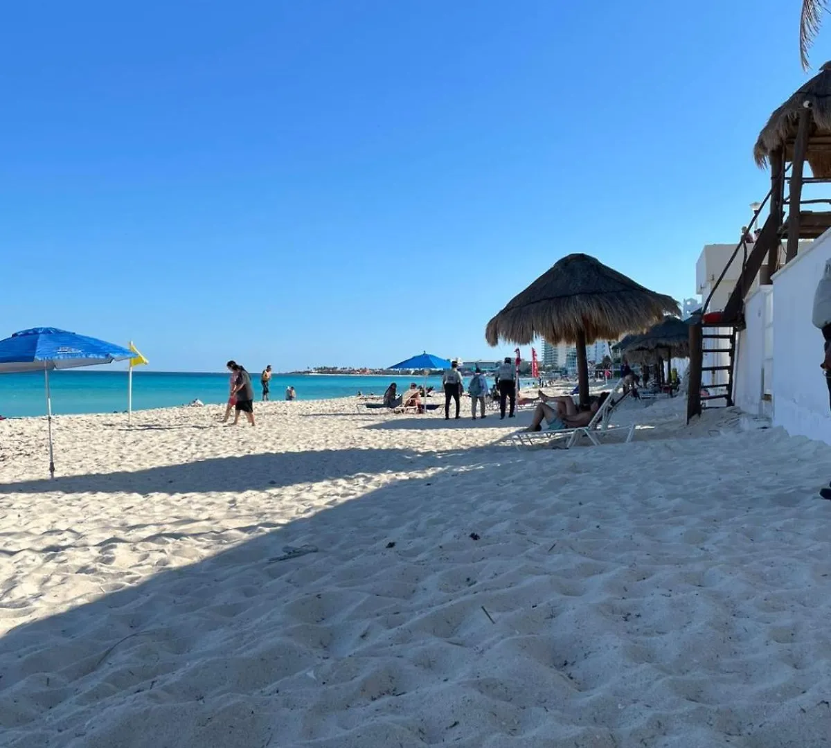 Daire Espacioso Condo En Cancun - Con Acceso A Playa