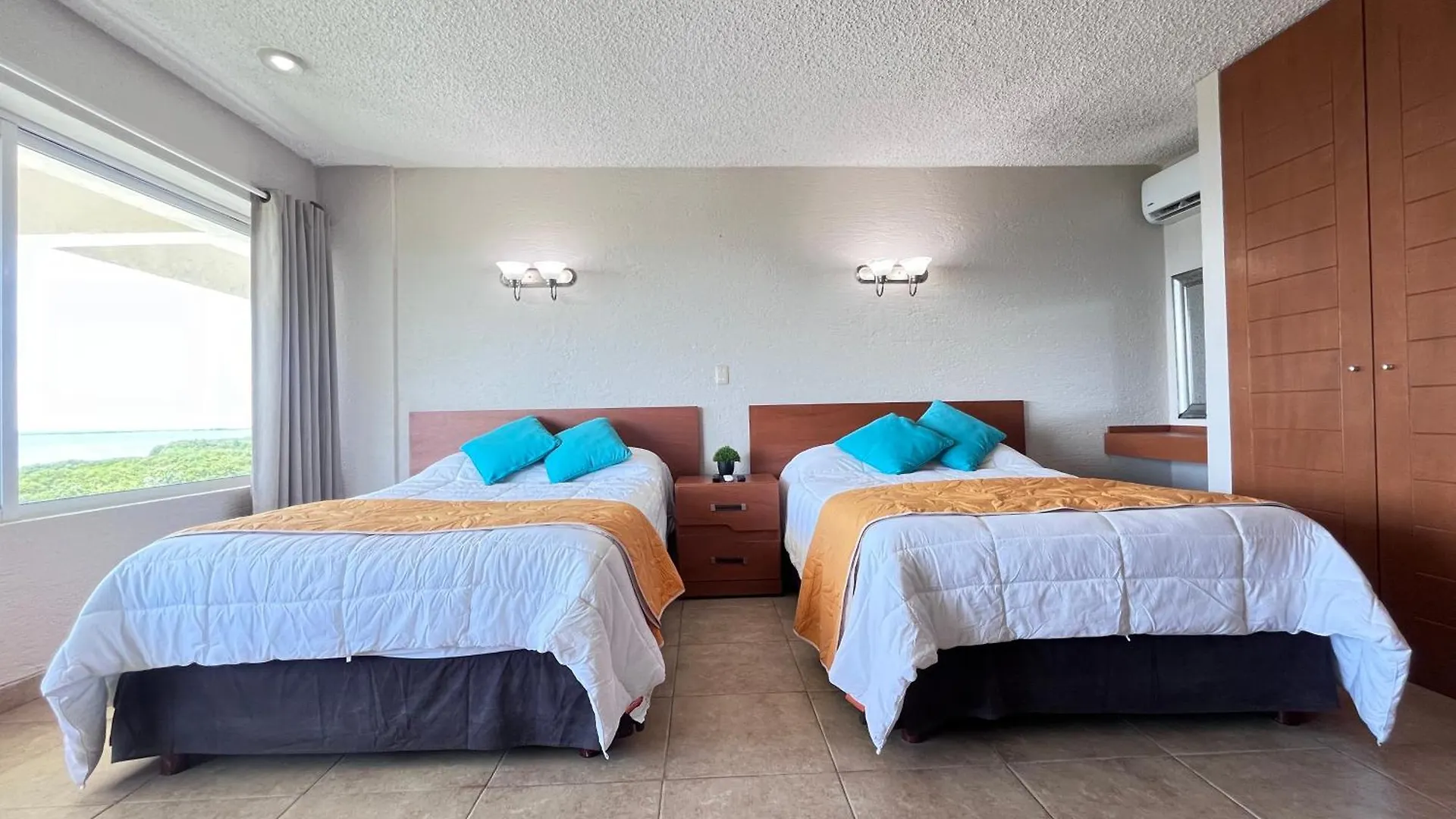 Espacioso Condo En Cancun - Con Acceso A Playa