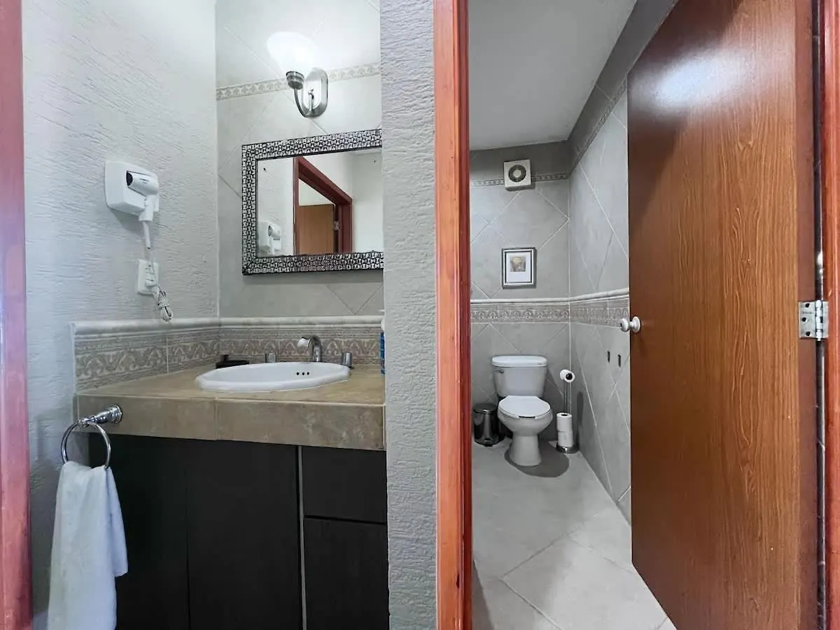 Espacioso Condo En Cancun - Con Acceso A Playa 0*,  Mexico