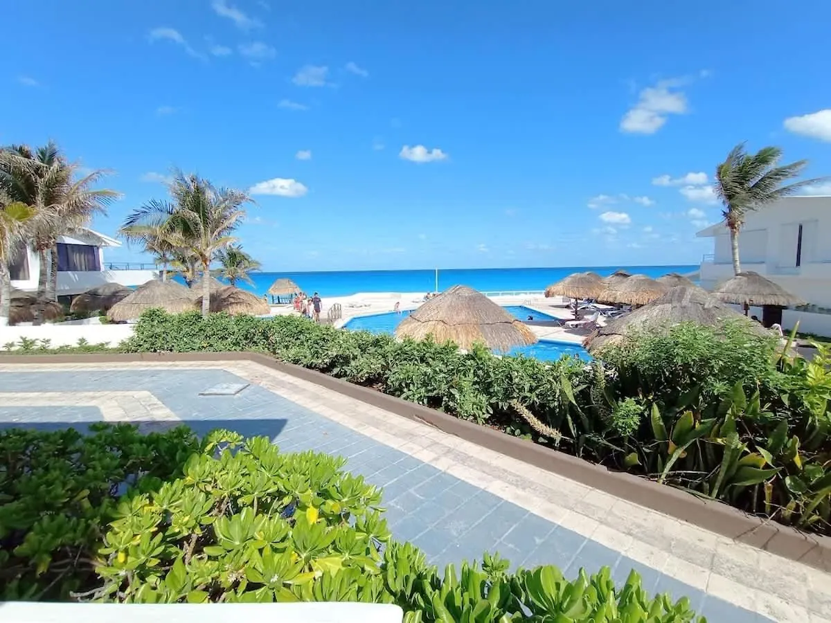 Espacioso Condo En Cancun - Con Acceso A Playa Apartment